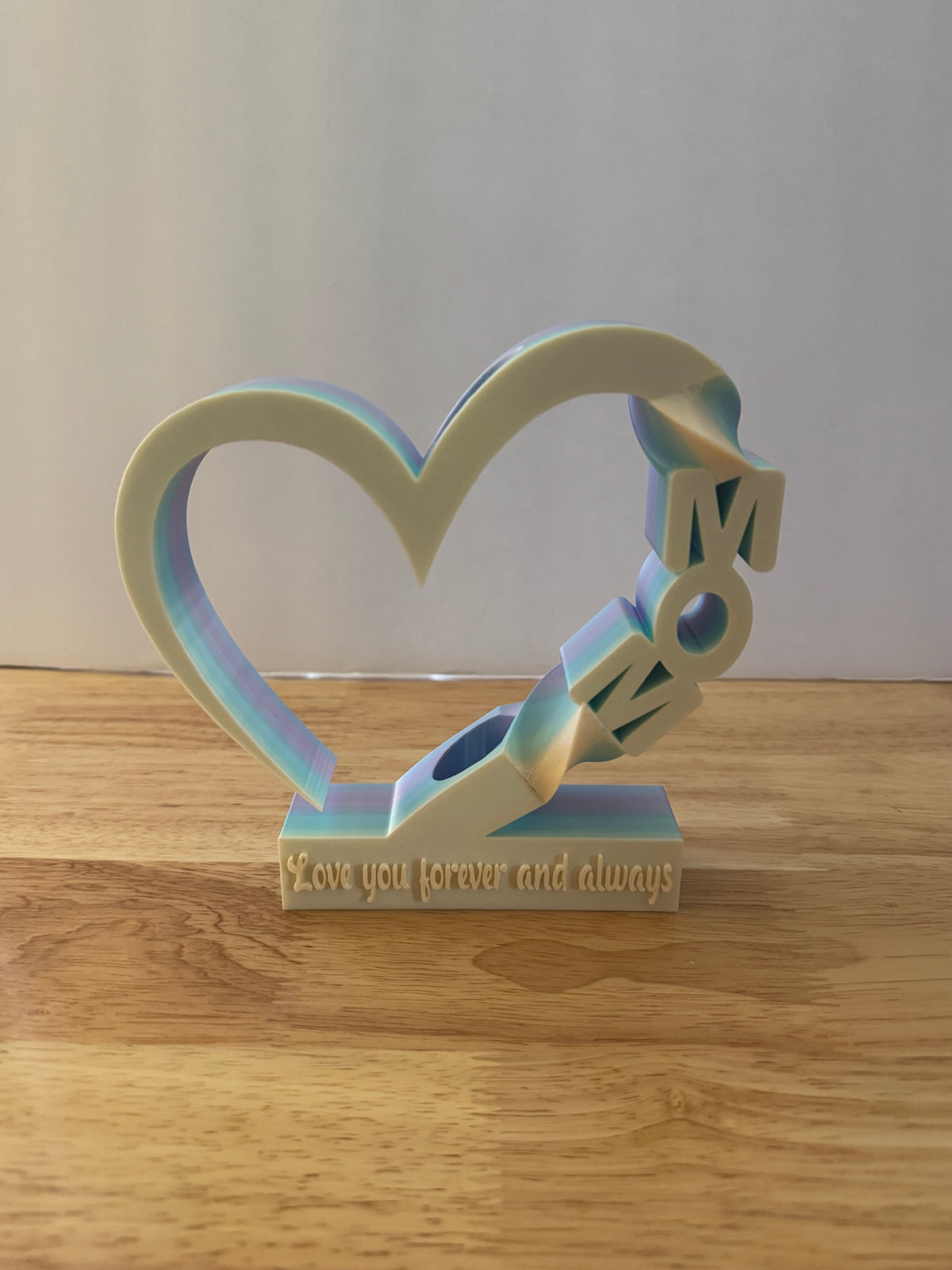 “MOM” Rainbow Heart Flower Vase
